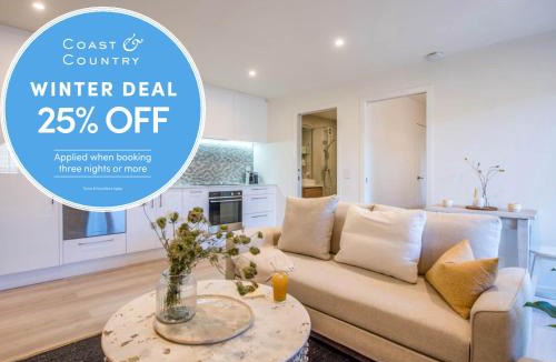 Palm Beach Apartment | Beachside Apartment at Palm - Coast & Country