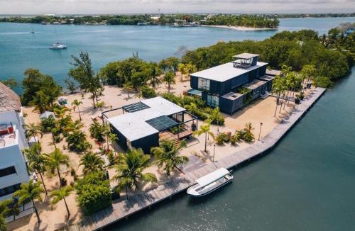 Placencia Villa | Shadow Sands - Modern Ocean Front Villa on Private Island