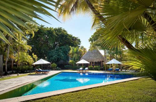 Placencia Hotel | Turtle Inn by Francis Ford Coppola