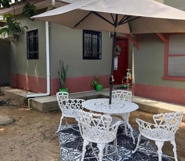 Corozal Apartment | Cuarteria Negra Walking distance to Beach Restaurants Pool