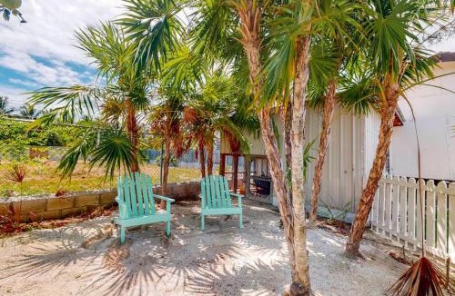 Caye Caulker Apartment | Almond Tree 3 at Island Cabanas Gold Standard Certified