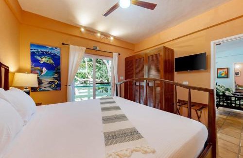Placencia House | Condo #24 @ Beachside Villas