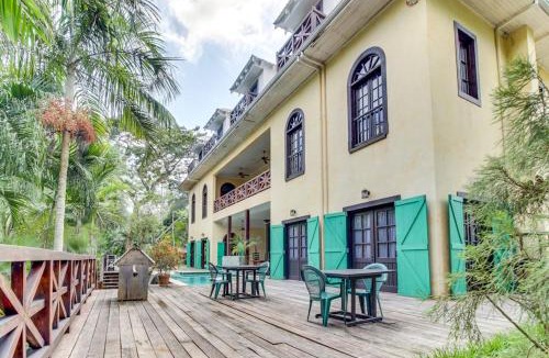 Bullet Tree Falls Hotel | Monkey Suite at Mahogany Hall -Gold Standard Certified