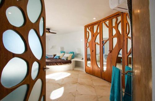Cocoplum House | Lion Fish Retreat at Swan Villas -Gold Standard Certified