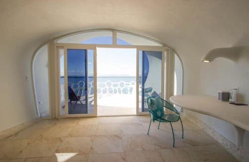 Cocoplum Apartment | Turtle Studio Retreat at Swan Villas -Gold Standard Certified