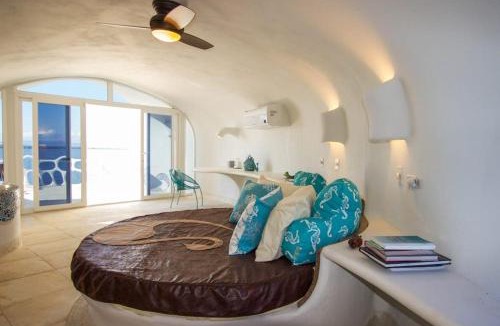 Cocoplum Apartment | Turtle Studio Retreat at Swan Villas -Gold Standard Certified