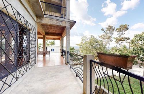 Santa Elena House | D Borland View Gold Standard Certified