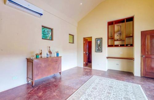 Sanctuary Belize House | Morningstar Breeze Gold Standard Certified