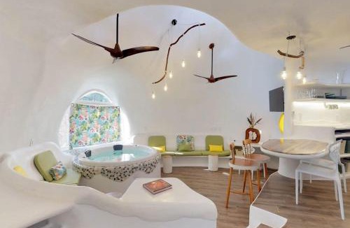 Cocoplum Villa | Dolphin @ Swan Villas