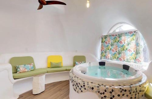 Cocoplum Villa | Dolphin @ Swan Villas