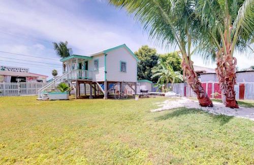 Caye Caulker Apartment | DV #1 at DV Cabanas - Gold Standard Certified