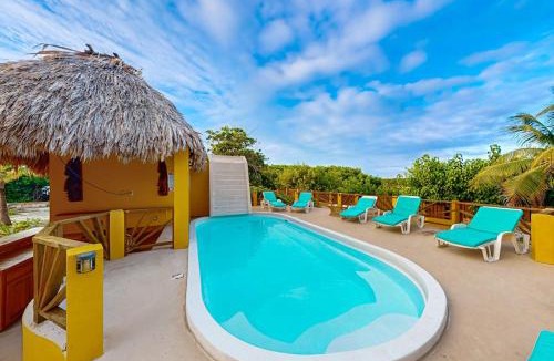 Boca Ciega House | La Casa Pura Vida