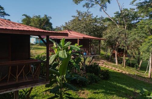 San Ignacio Cabin | Tohja' Riverside Cabins -Aracari Cabin