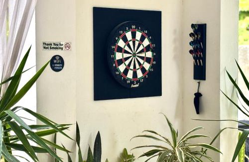Belama Phase 3 Hotel | Stylish Apartments - FREE Bikes, Nice Area & Cozy Patio, 10 Minutes to Airport