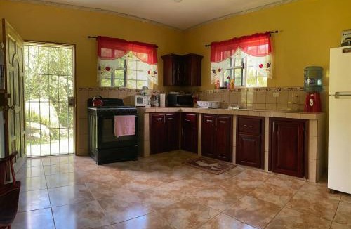 Crooked Tree House | Royal Properties Link