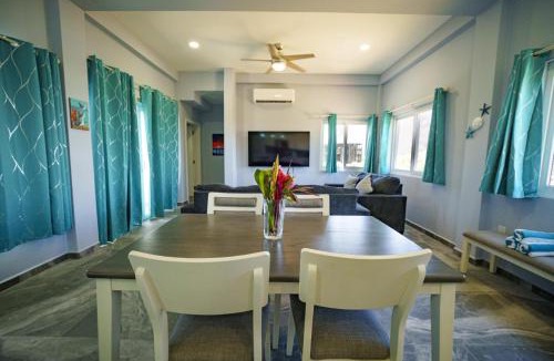 Plantation Villa | Villa Armoniosa Ocean View 2BR w/Beachfront Pool - Upper Level