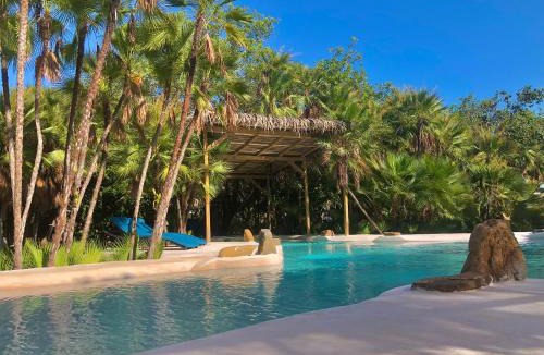 Surfside Cabin | Muluk Grove Lodge