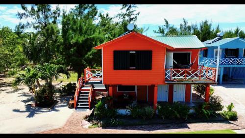 St. George's Caye House | Therapy Cabins - Belize Island Experience