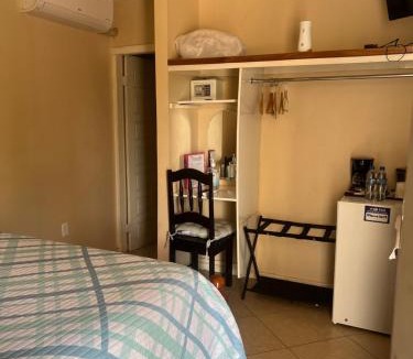 Hopkins House | Xterra Palm Guest House
