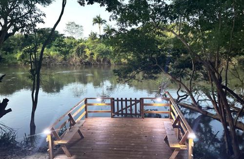 Burrell Boom Hotel | The Howler Jungle House and Cabanas