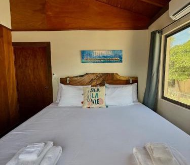Caye Caulker Hotel | The Bounty Hotel