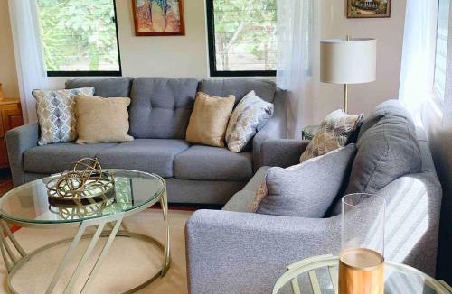 San Ignacio House | Private 2 Bdrm Home on 46 Acres along Macal River