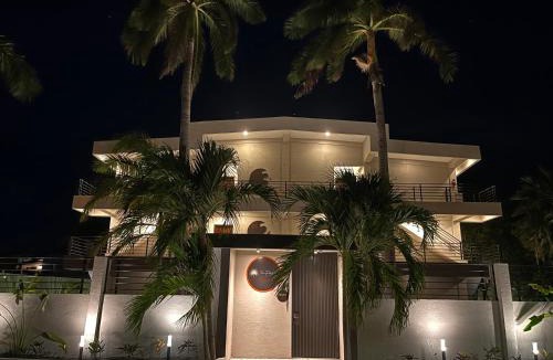 King's Park Villa | The Palms