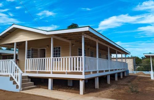 Santa Elena House | Elenas Modern 2BR Comfy Home