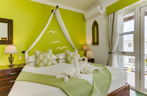 Belize City Bed & Breakfast | Villa Boscardi