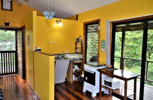 San Ignacio Apartment | Treetop Cottage Escape in Tropical Garden Near San Ignacio