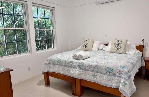 Caye Caulker House | VeLento Beach Level #9