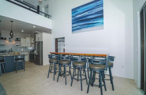 Placencia Villa | Sand Castle Vista - Spacious 4-Bed Villa in Placencia Village w Pool