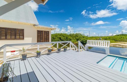 San Pedro Villa | The Toucan's Nest & Mistico Beach Club + Boat Shuttle