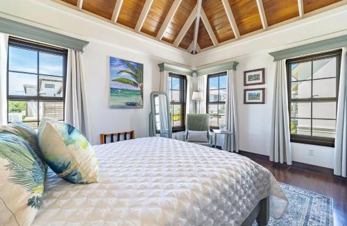 San Pedro Villa | The Toucan's Nest & Mistico Beach Club + Boat Shuttle