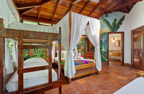 Belmopan Hotel | Ian Anderson Caves Branch Jungle Lodge