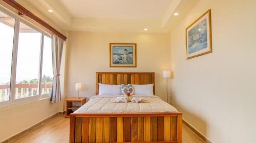 San Pedro Hotel | Tropical Palace Hotel