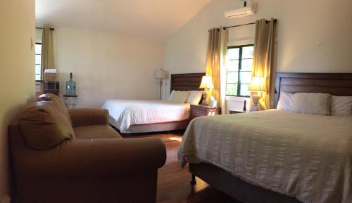 Santa Elena Bed & Breakfast | Santa Cruz Cabins