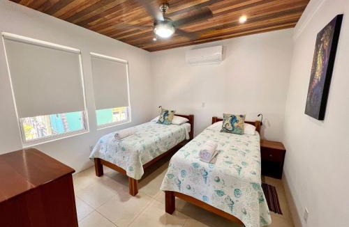 Caye Caulker House | VeLento Oceanfront #2
