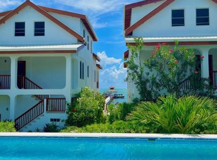 Caye Caulker House | VeLento Oceanfront Penthouse #1