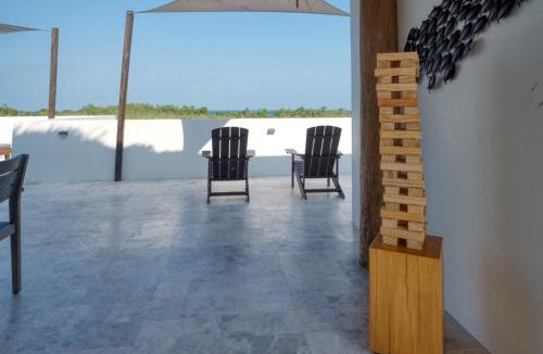 Placencia Villa | Island Breeze Villa - 5 Bedroom Private Island Villa w Pool
