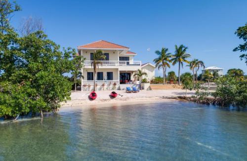 Placencia Villa | Island Time Gecko - Private Island Beachfront Villa 1 Min From Village