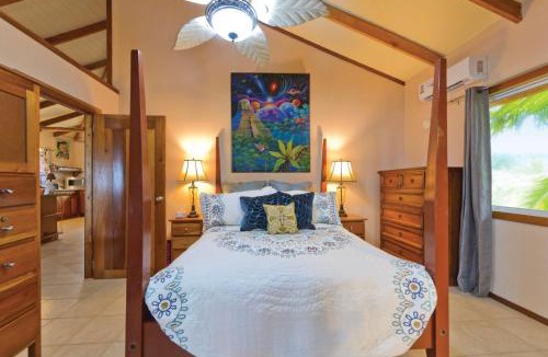 Sittee River House | Entire Beach Home with Sunroom, Pool, Bikes, Paddleboards, BBQ, Snorkeling & more
