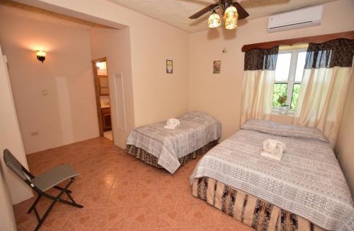 Hopkins House | Harada Inn and Suites