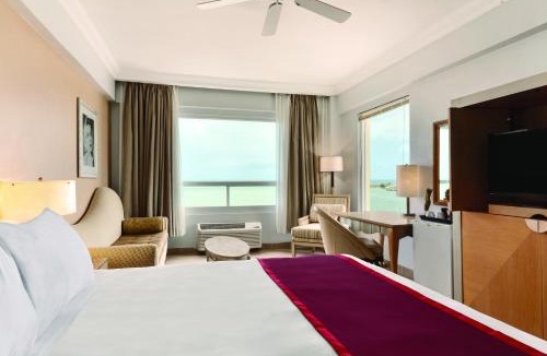 Belize City Hotel | Ramada by Wyndham Princess Belize City