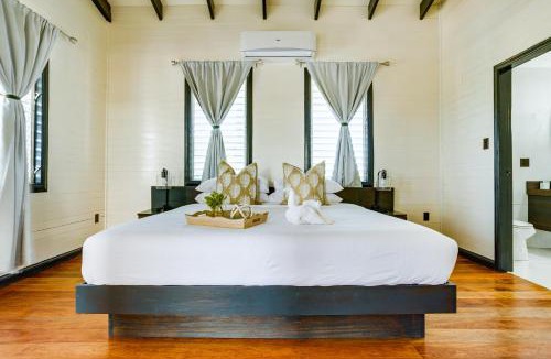 Little Frenchman Caye Resort | Shaka Caye All inclusive Resort
