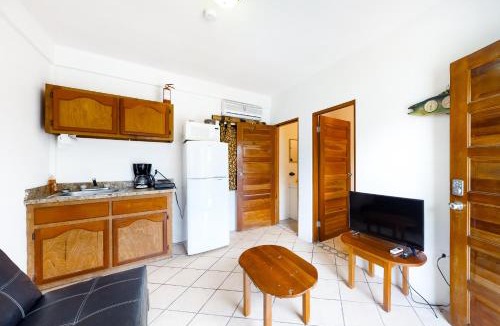 Caye Caulker Hotel | Otoch Mayan Falls Gold Standard and Corridor Certified