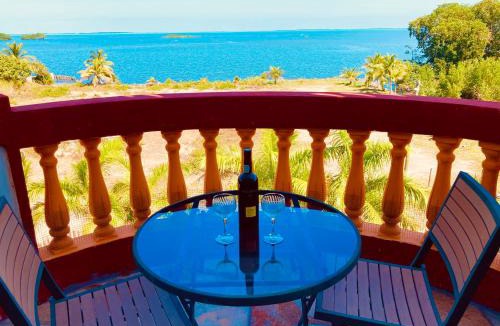 Belize City Apartment | Alexander Penthouse Spectacular Sea Views Regal Room