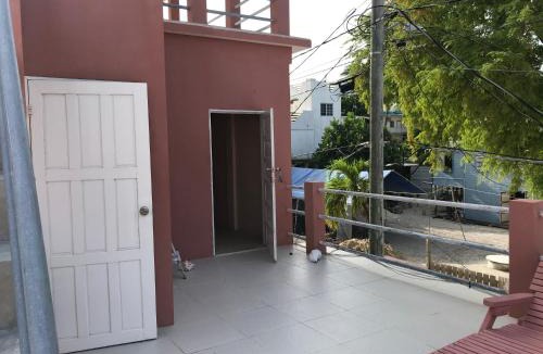 Caye Caulker Hotel | Tropical Paradise Express