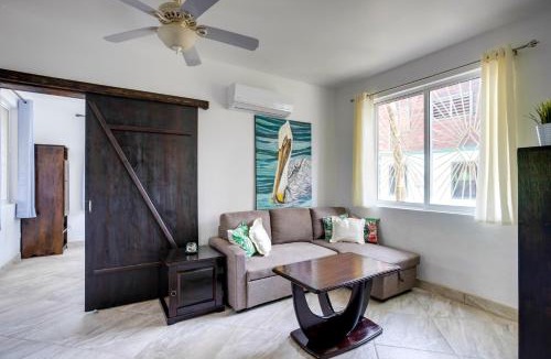 Placencia House | Driftwood Gardens Guesthouse