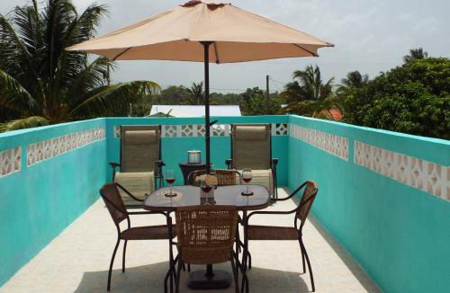 Ladyville Apartment | LAKE VIEW CONDO